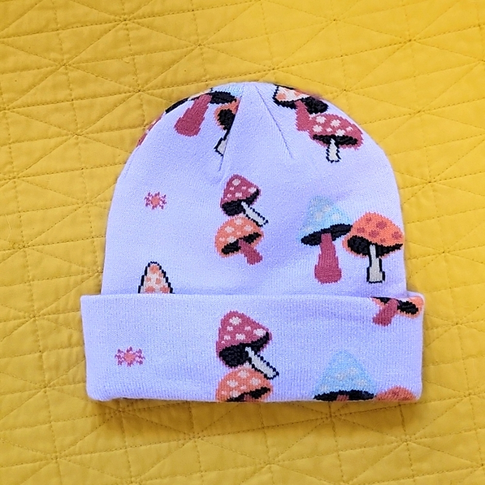Pacsun mushroom beanie